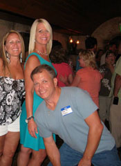 Crazy, nutty reunion pics